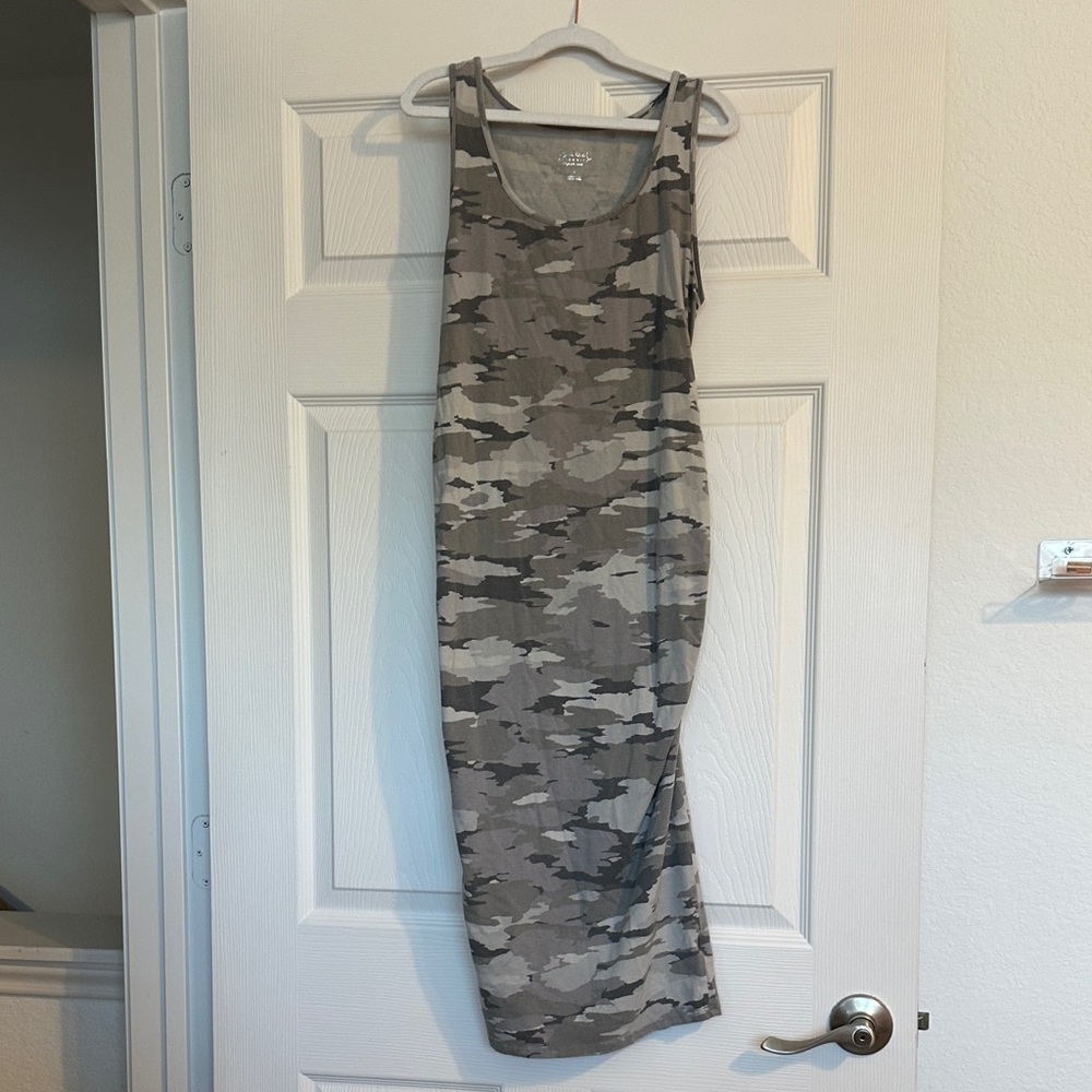 Women’s Maternity Bundle - 3 Dresses, 1 Shirt - XS & S - Picture 12 of 16